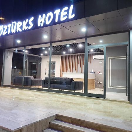 Oeztuerks Hotel Istanbul Exterior photo
