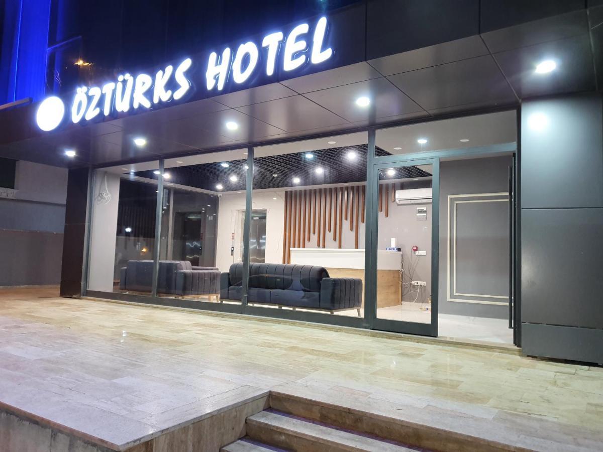 Oeztuerks Hotel Istanbul Exterior photo